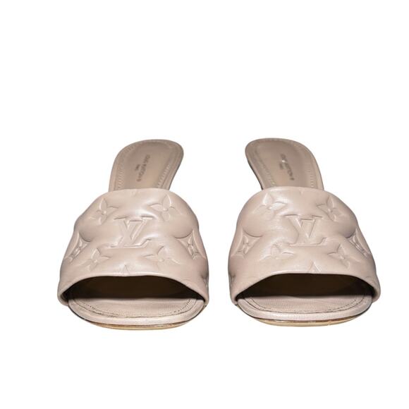 LOUIS VUITTON Revival Nude Lambskin Embossed Monogram Heels Slides Mules 39 - Picture 3 of 9